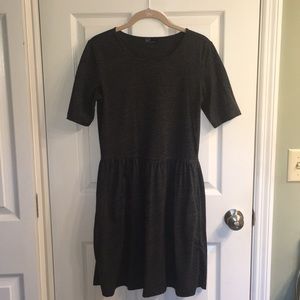 Gap Dress sz Small Gray with Pockets